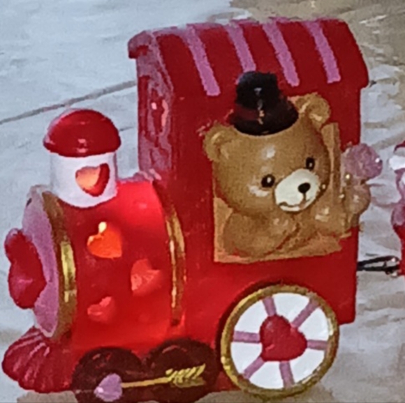 RARE Teddy Bear Vintage Valentines Express Train with Battery operated lights!